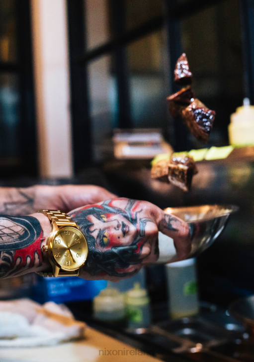 Watch IE Nixon Patrol All Gold 688T123