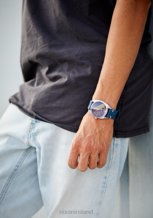 Watch IE Nixon Supremacy Blue/Magenta 688T223