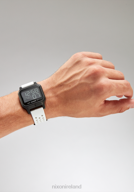 Watch IE Nixon Heat Black/White 688T164