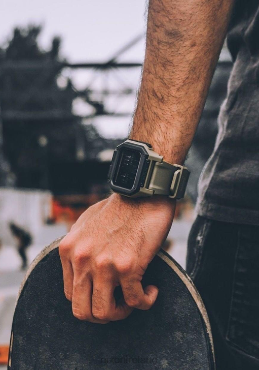 Watch IE Nixon Regulus All Sand 688T152