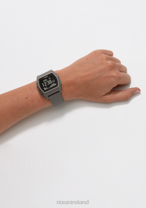 Watch IE Nixon Rival Pink/Black 688T220