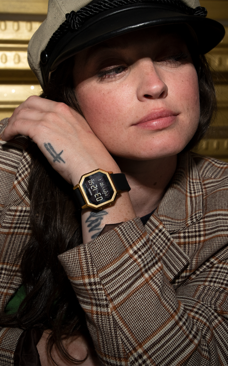 Watch IE Nixon Siren Stainless Steel Gold/Black 688T207